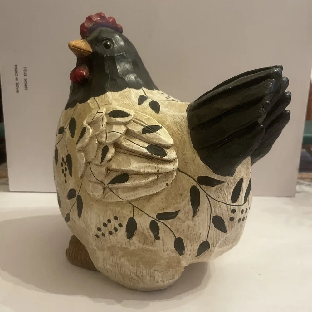 Large Decorative Round Black And White Chicken‎ Hen Great Details